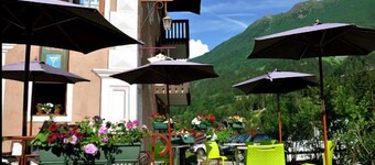 Hotel du Bourg