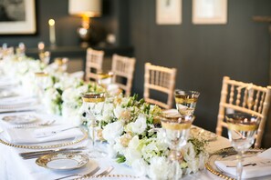 Indoor wedding - The George in Rye (Rye)