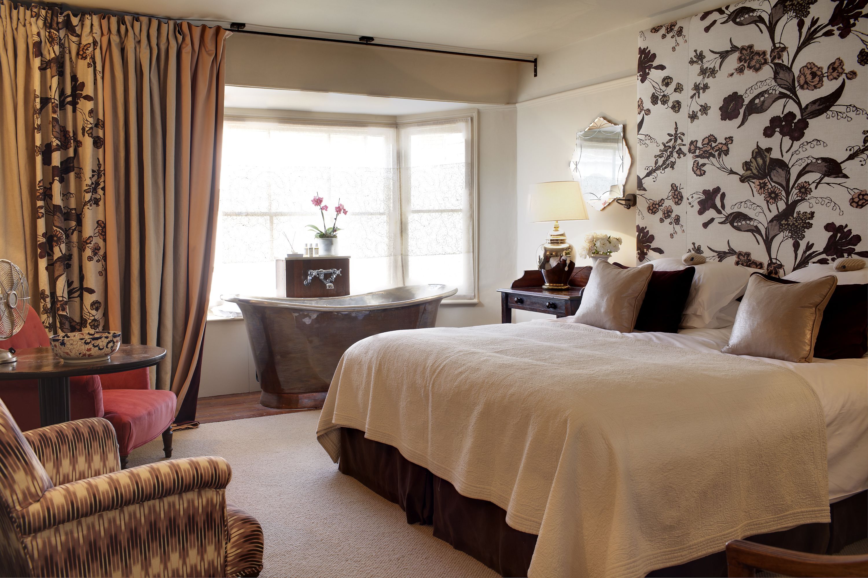 luxury double or twin room | 1 bedroom, egyptian cotton sheets, premium bedding, in-room safe