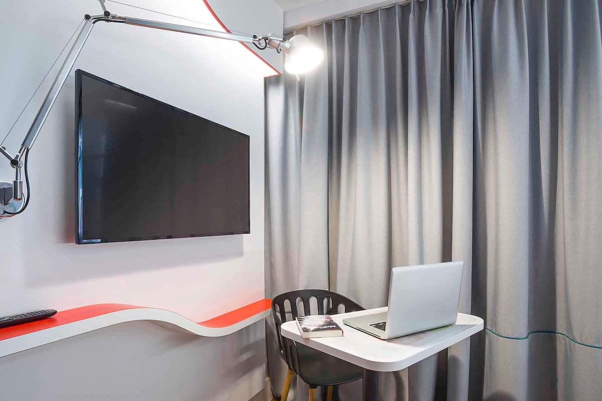 In-room safe, blackout curtains, soundproofing, free cots/infant beds