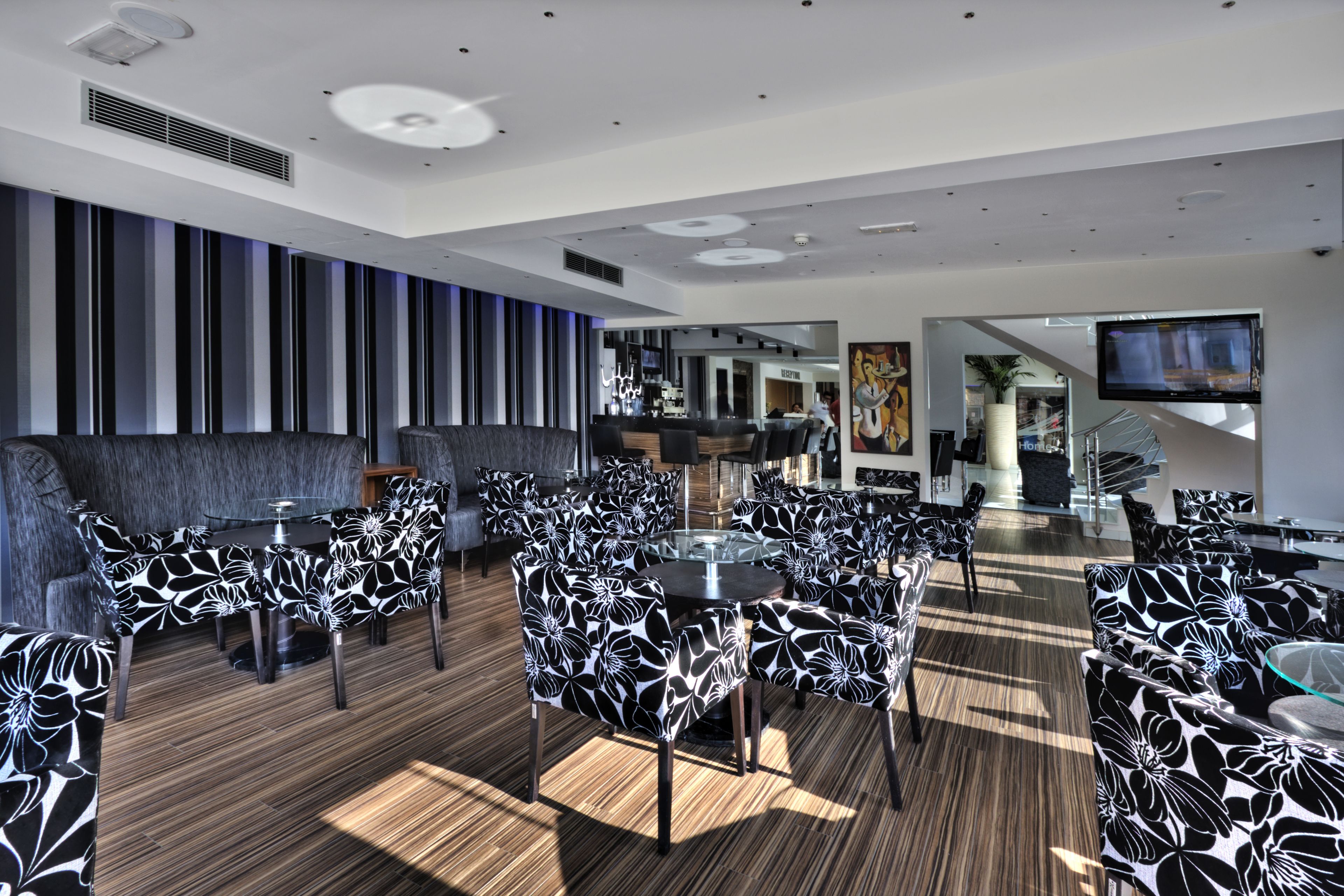 Photo - Livadhiotis City Hotel