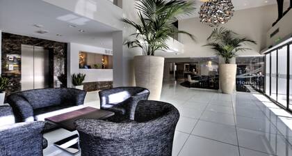 Livadhiotis City Hotel