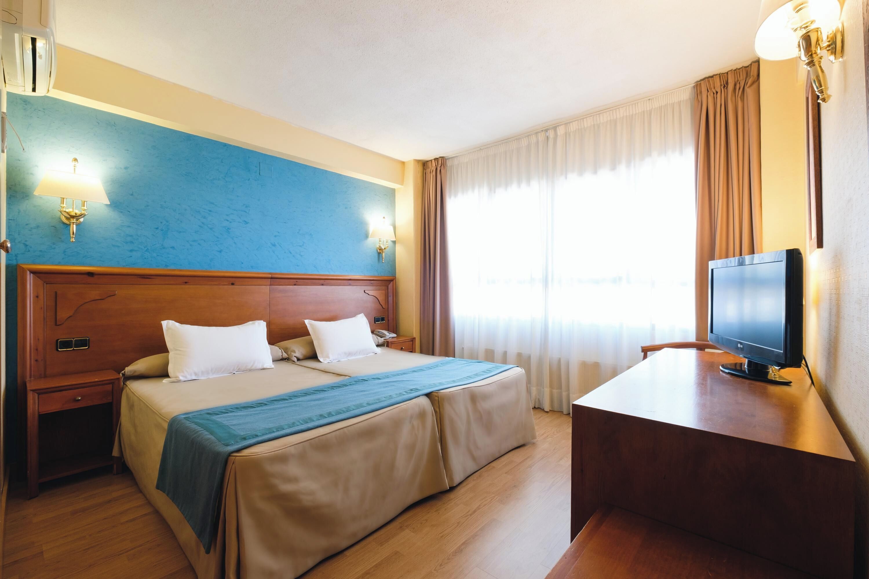 Minibar, in-room safe, desk, cribs (surcharge)