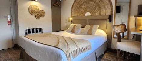 Double Room Single Use | Individually decorated, desk, laptop workspace, blackout drapes