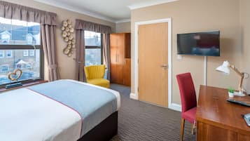Soundproofing, iron/ironing board, free WiFi, bed sheets