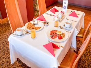 Petit déjeuner buffet