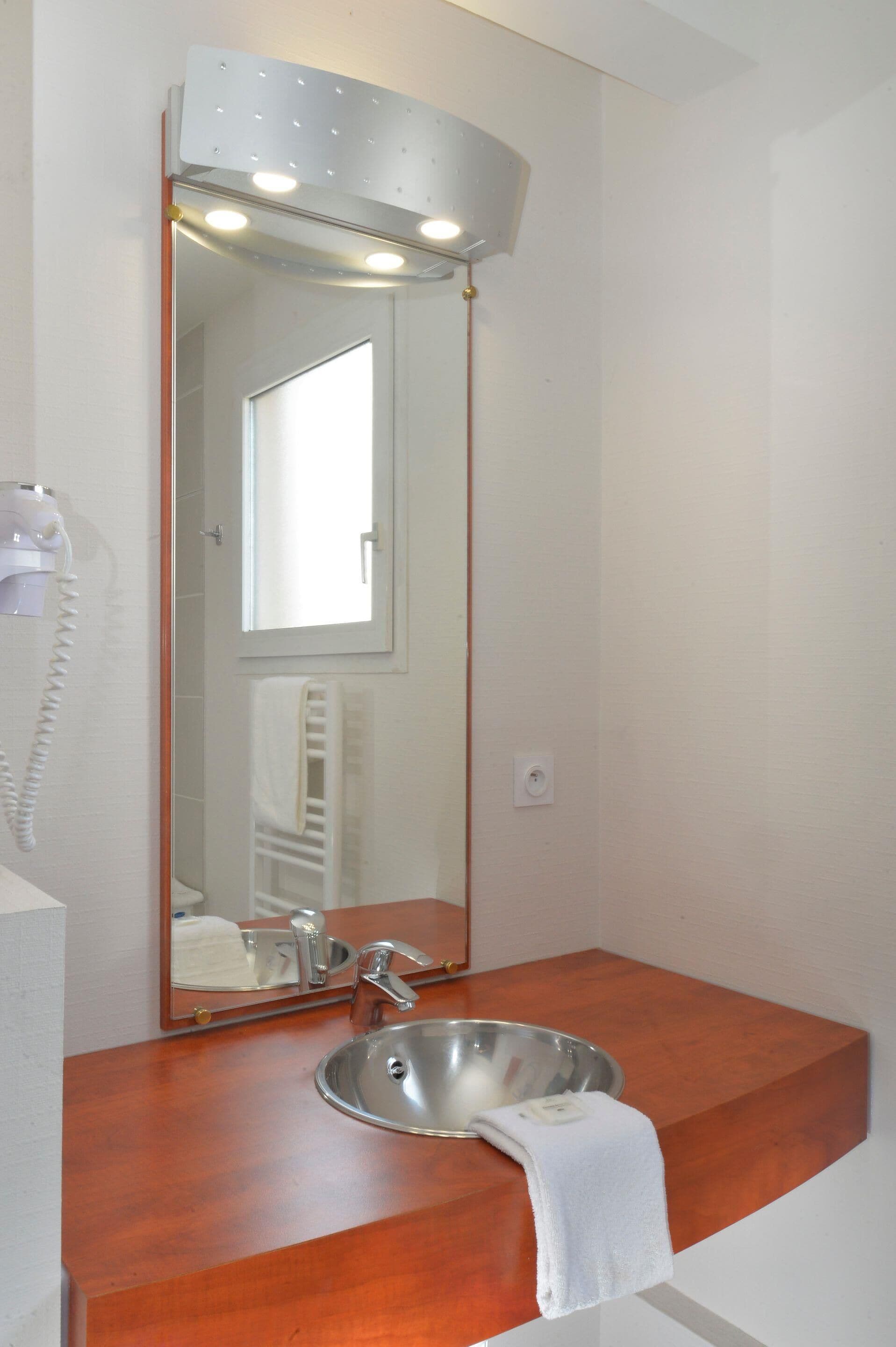 Photo - Brit Hotel Orléans St Jean de Braye - L'Antarès