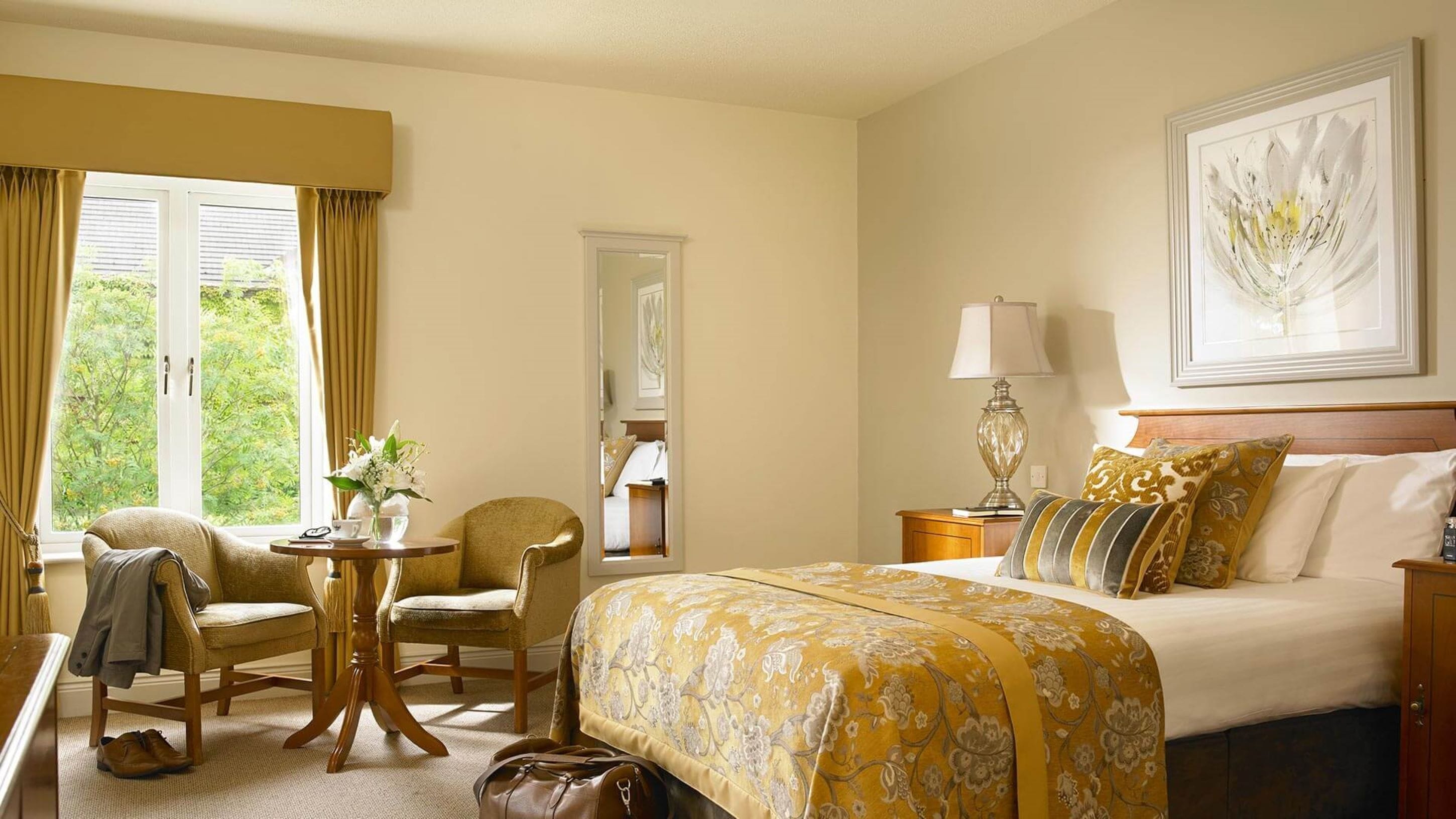 executive room | 1 bedroom, blackout curtains, soundproofing, iron/ironing board