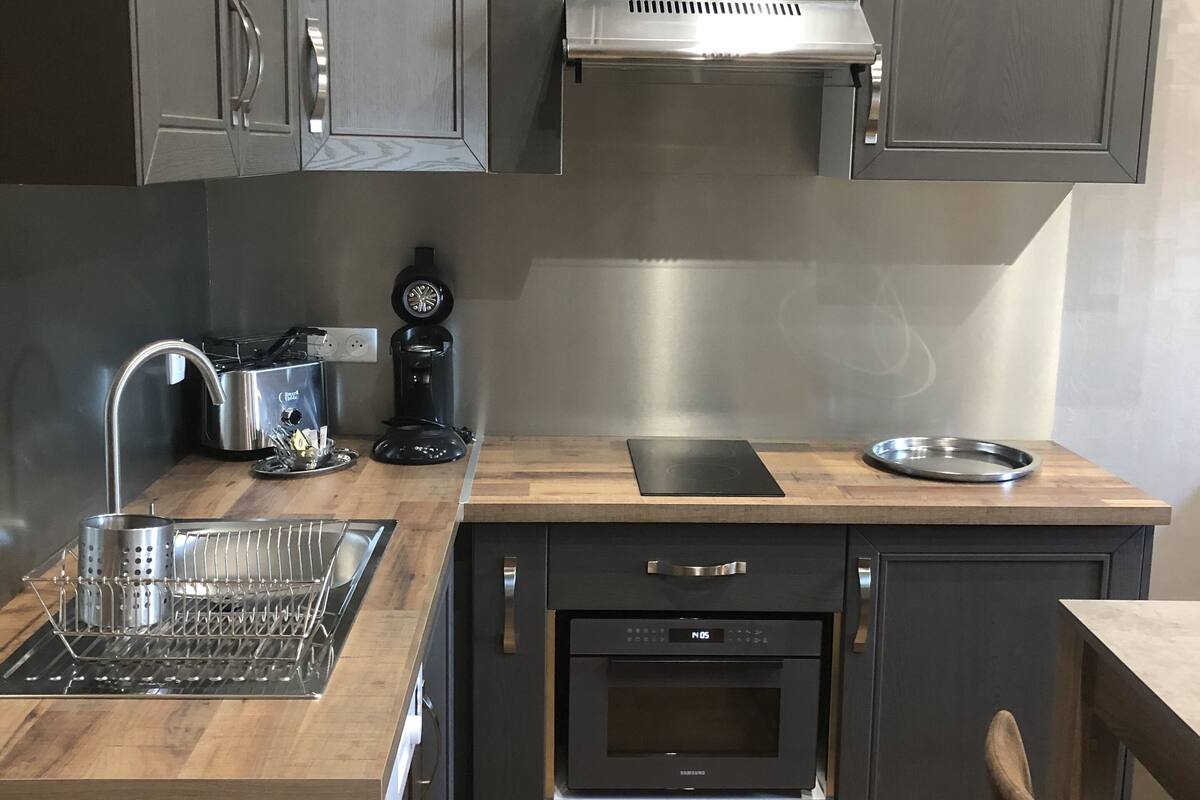 comfort apartment | private kitchen | electric kettle