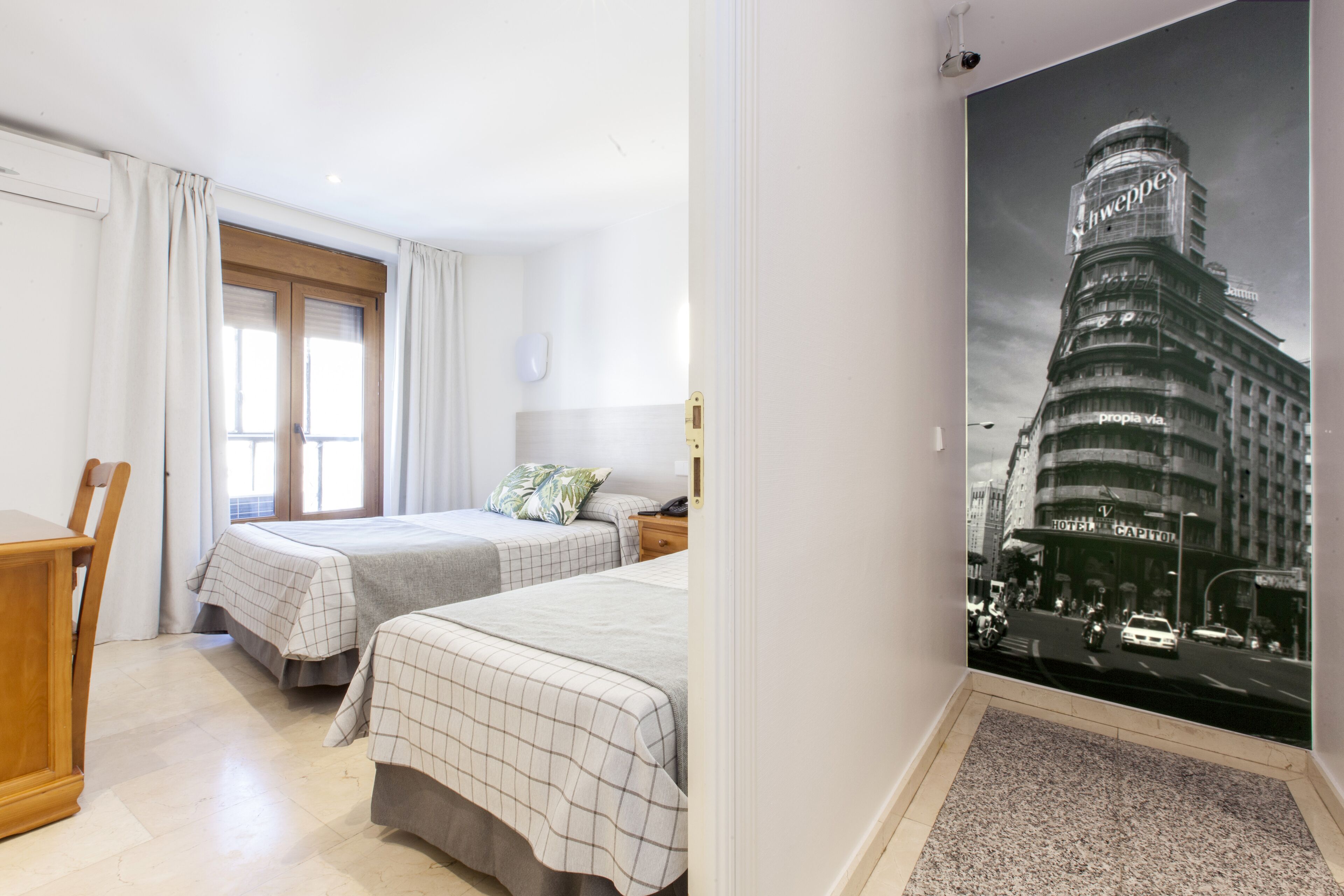 Photo - Hostal Castilla II Puerta del Sol