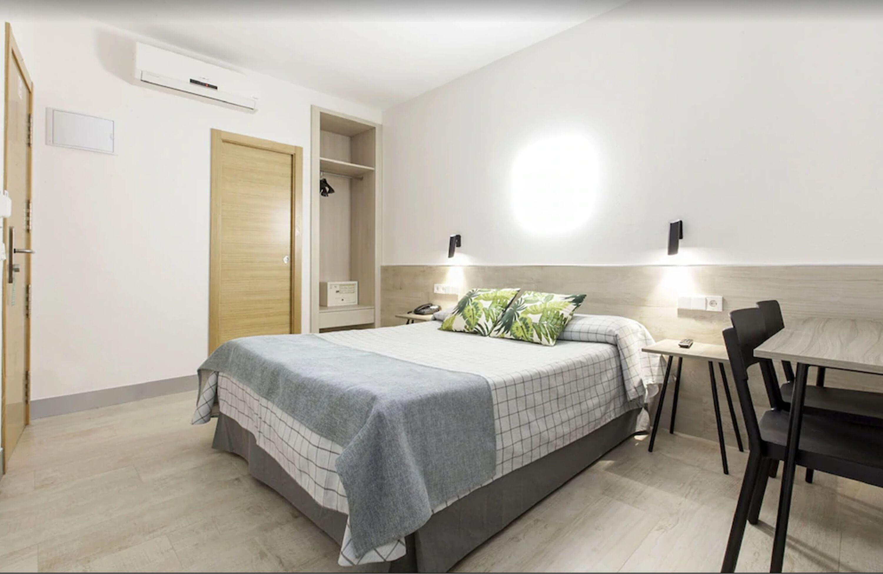 Habitación doble, 1 cama doble | Vistas desde la habitación