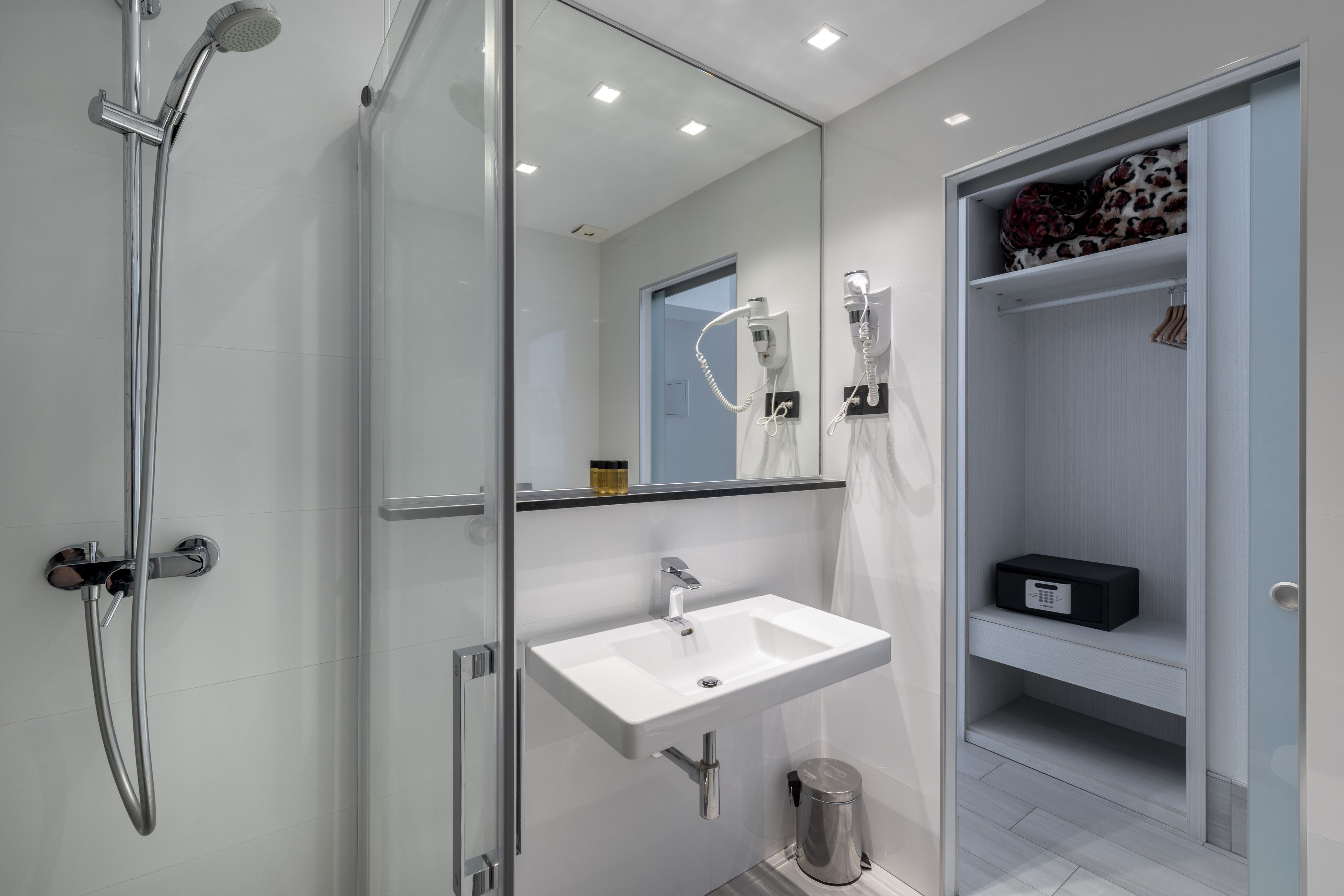 Photo - Hostal Castilla II Puerta del Sol