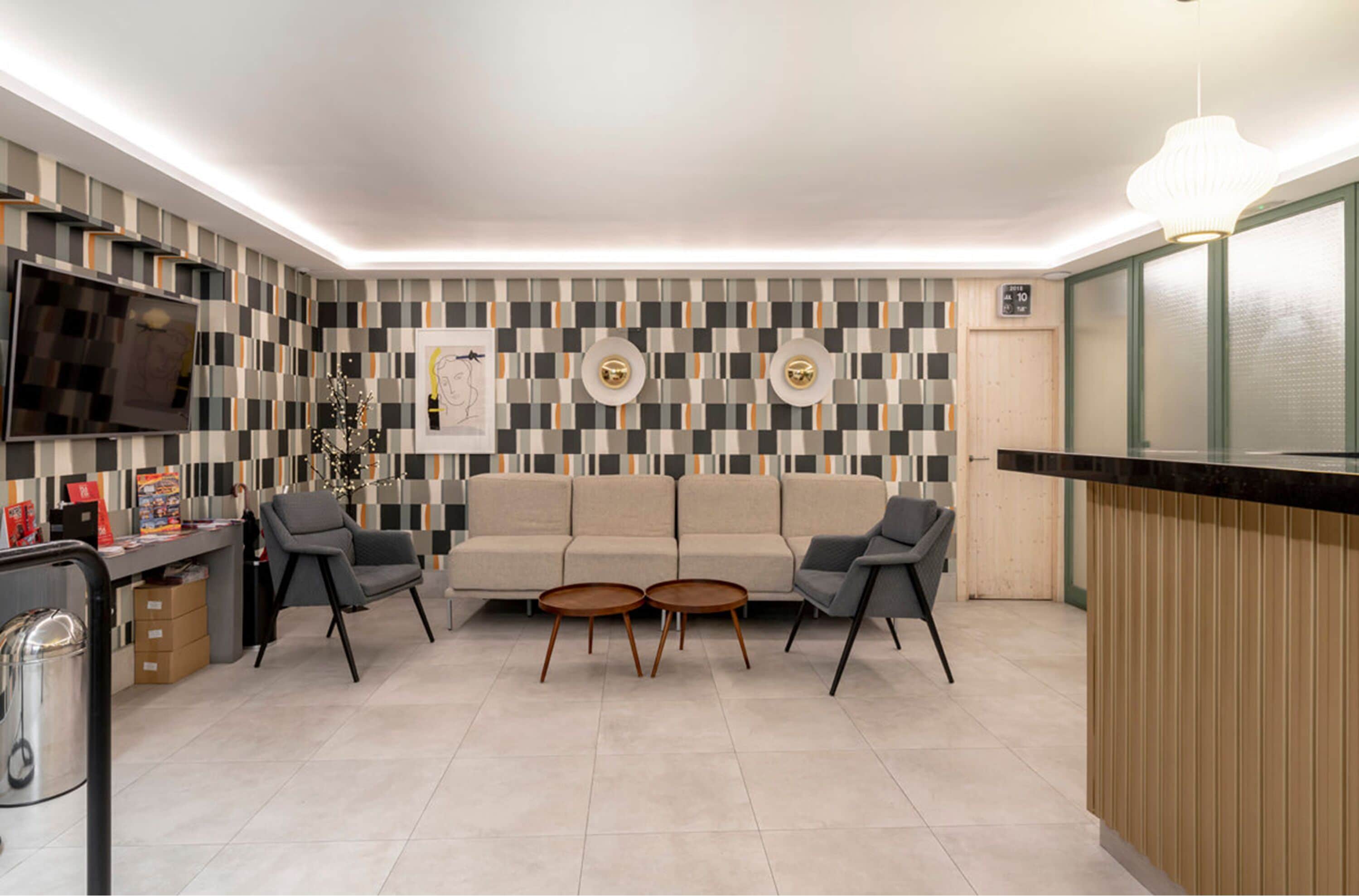 Continentaal ontbijt in het weekend (EUR 10 per persoon)