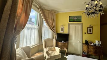 Deluxe Double or Twin Room, Ensuite (Alice Room)