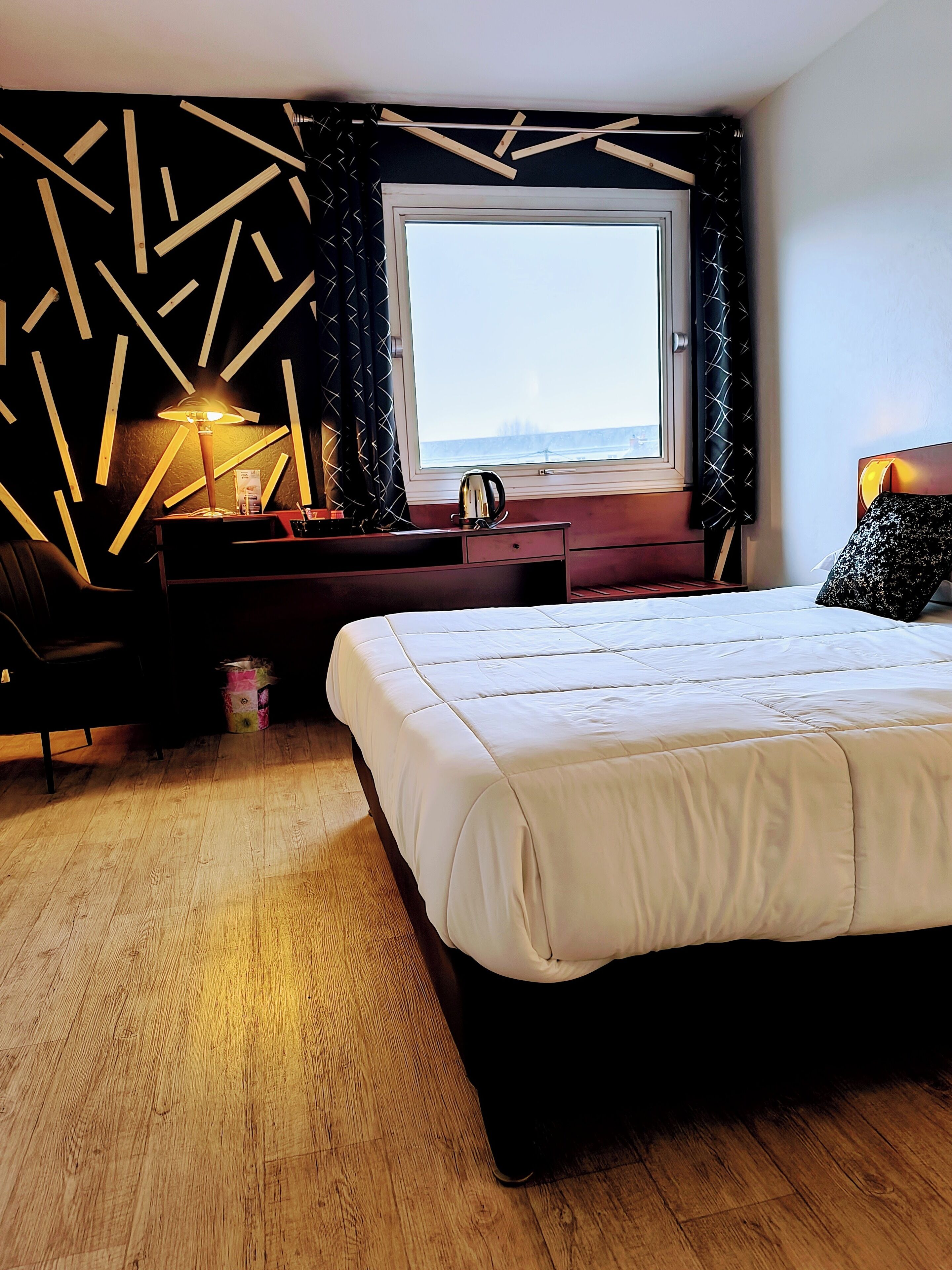 Superior Double Room | Premium bedding, desk, iron/ironing board, free WiFi