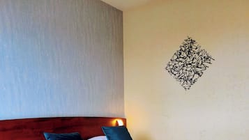 Comfort Double Room | Premium bedding, desk, iron/ironing board, free WiFi