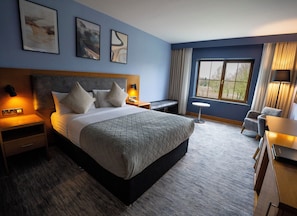 In-room safe, desk, iron/ironing board, free WiFi