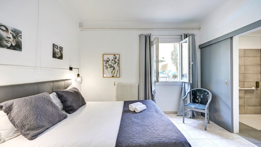 Logis Hôtel La Bastide d'Entraigues