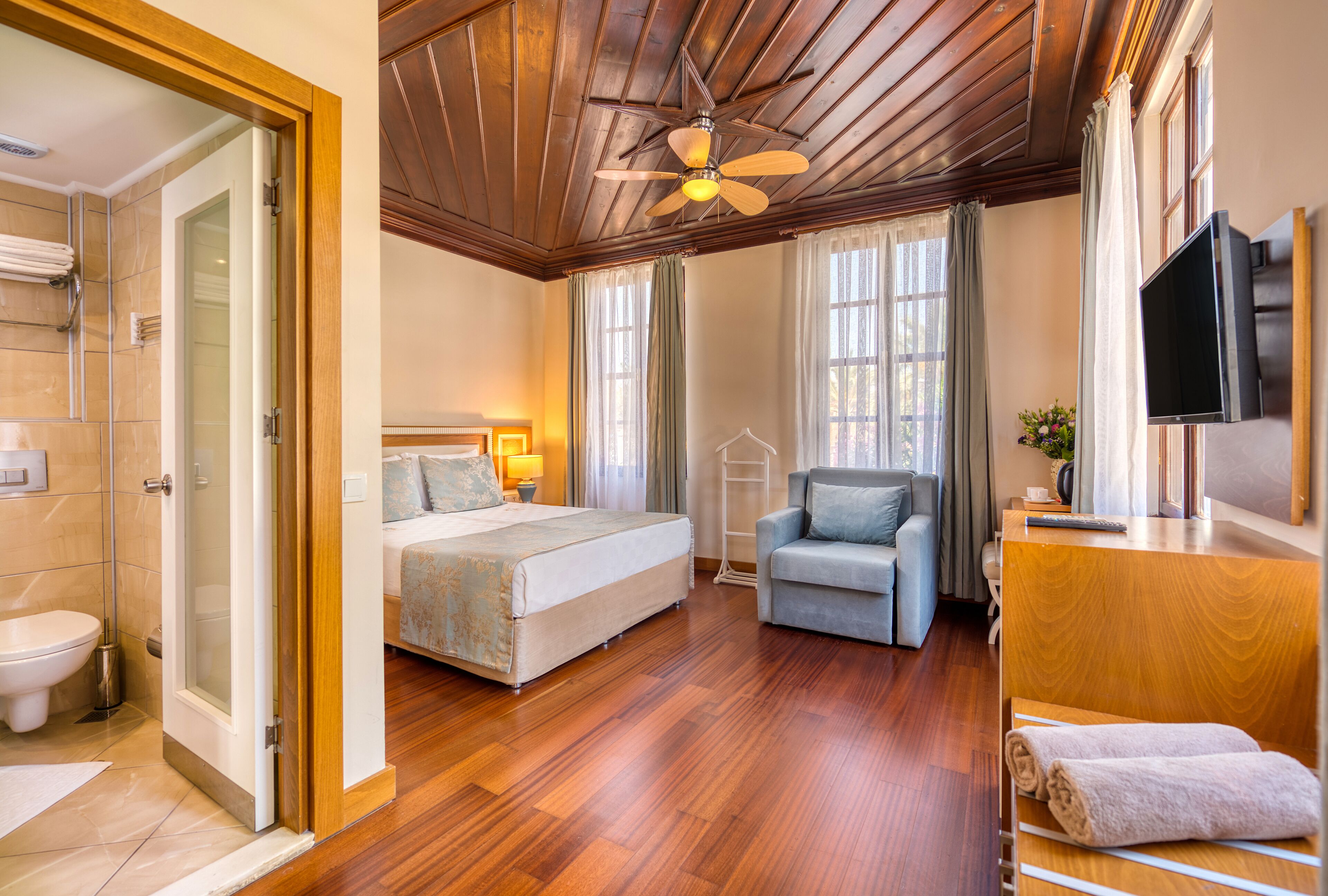 minibar, in-room safe, desk, iron/ironing board