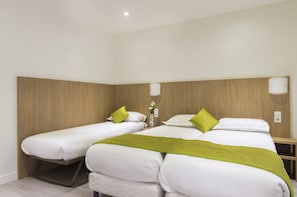 Triple Room | Desk, blackout drapes, soundproofing, iron/ironing board