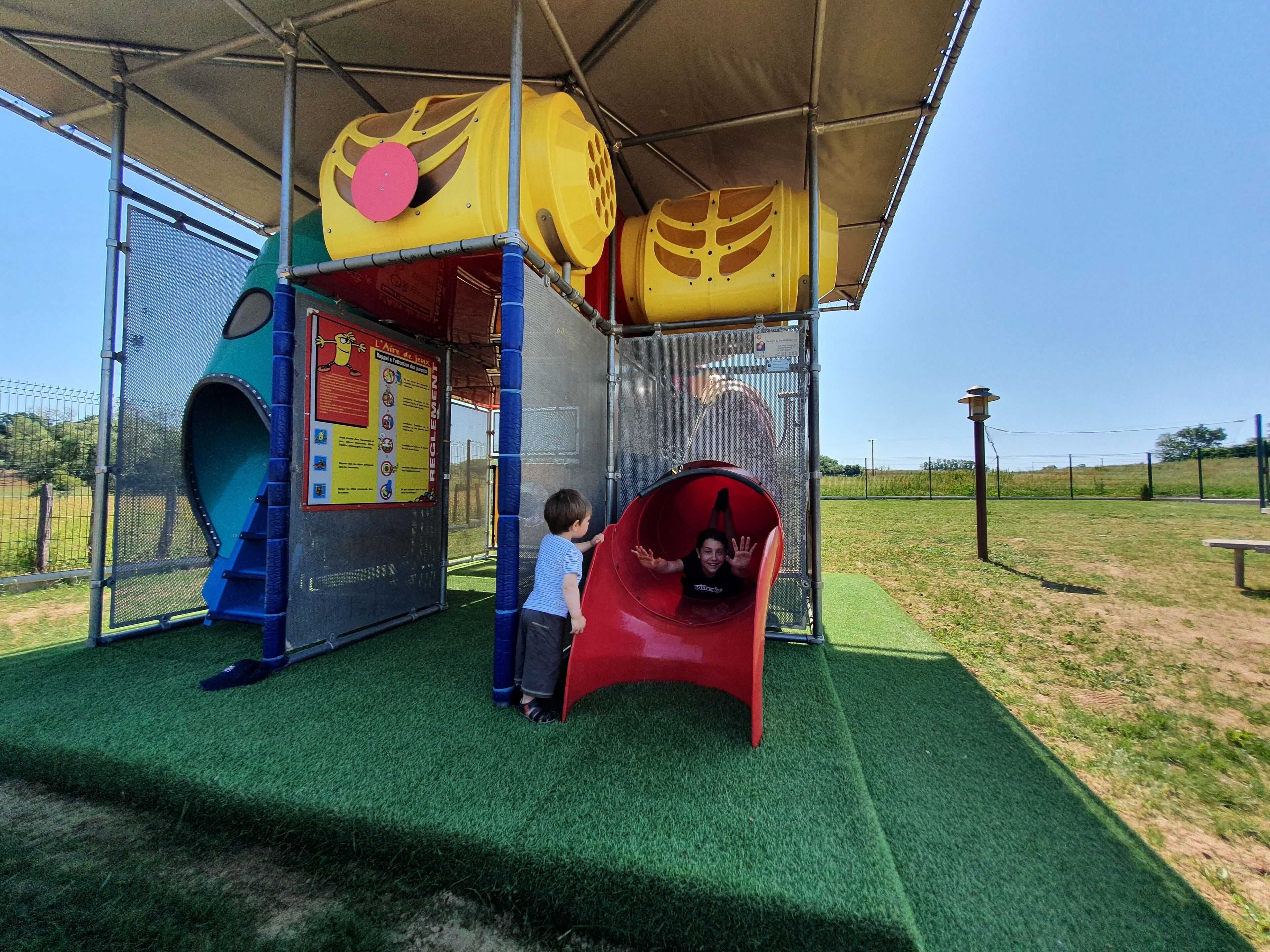 children’s play area – outdoor