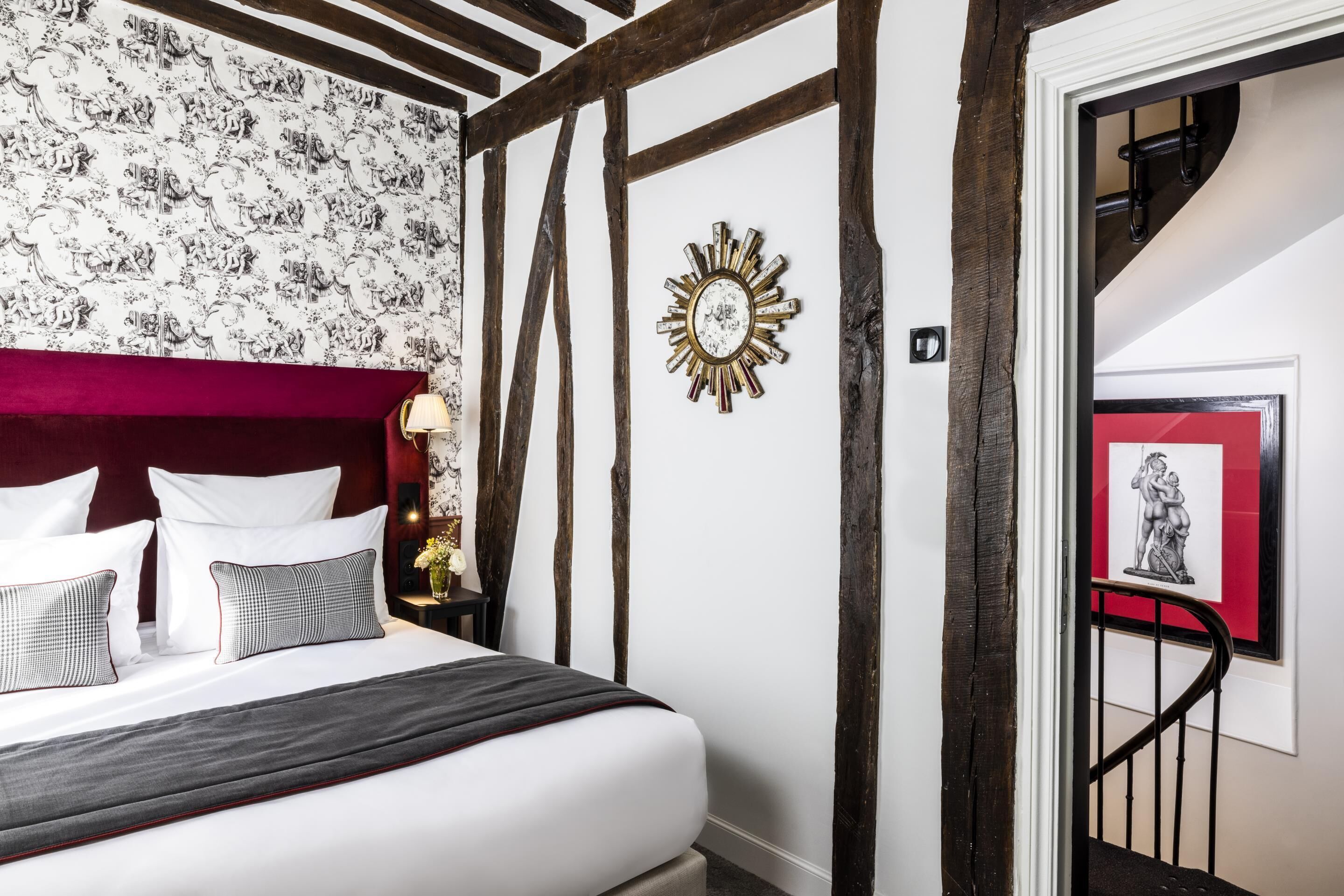 In-room safe, desk, soundproofing, iron/ironing board