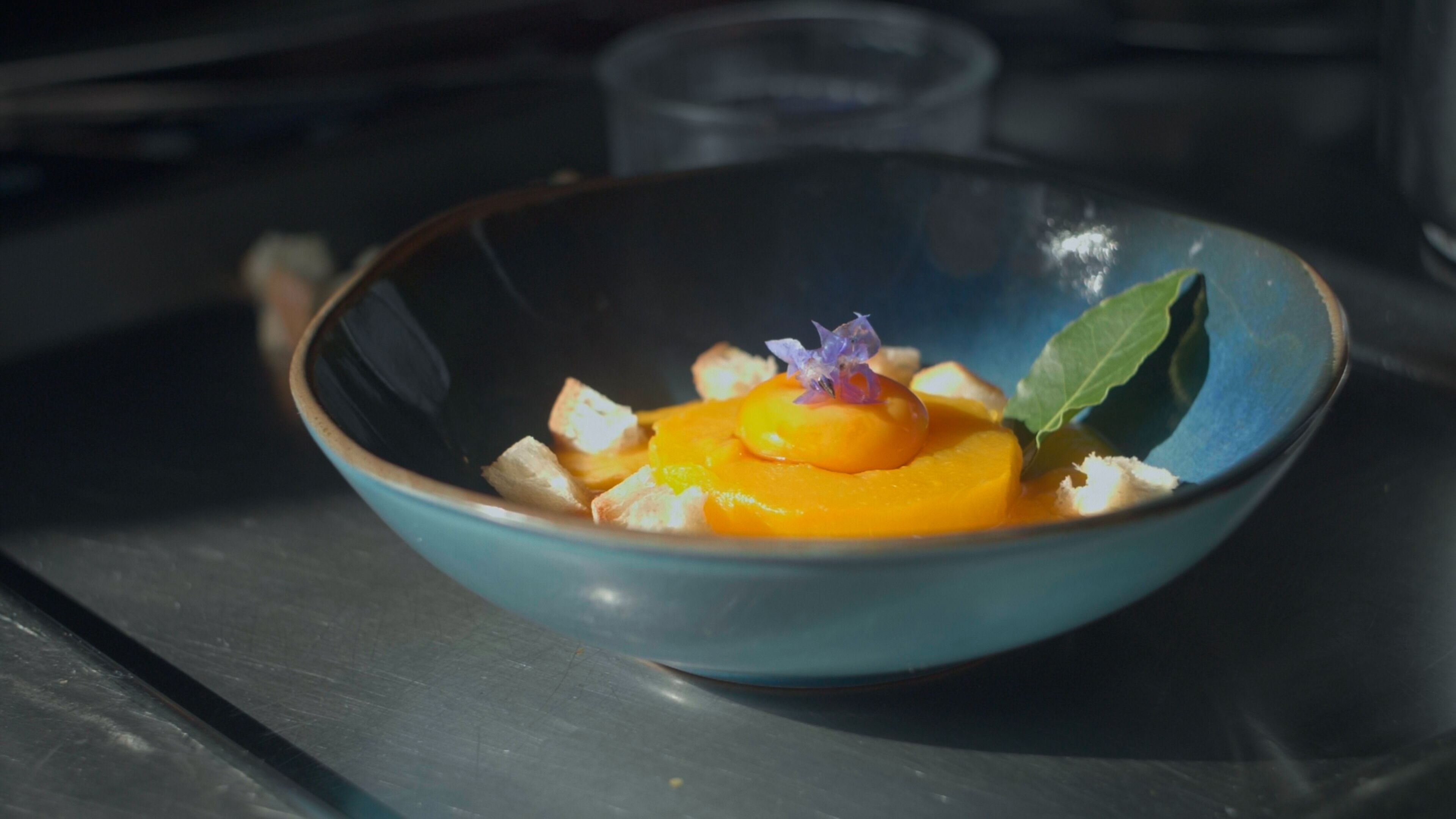 2 restaurants, breakfast, lunch, dinner served; french cuisine