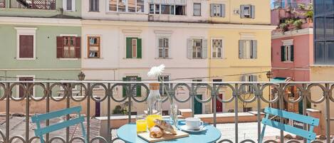 Deluxe-Doppel- oder -Zweibettzimmer, Balkon | Ausblick vom Zimmer