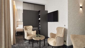 Premium bedding, pillow-top beds, minibar, in-room safe