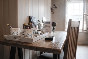 In-room dining - The Swan Hotel (Arundel)