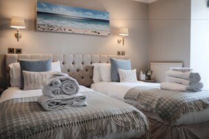 Quarto (Comfy) | 1 quarto, roupas de cama premium, individualmente decorados