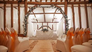 Innenbereich für Hochzeiten