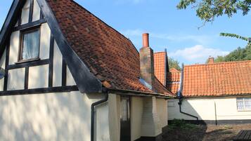Standard Cottage, 1 Double Bed, Non Smoking, Kitchen | View from room