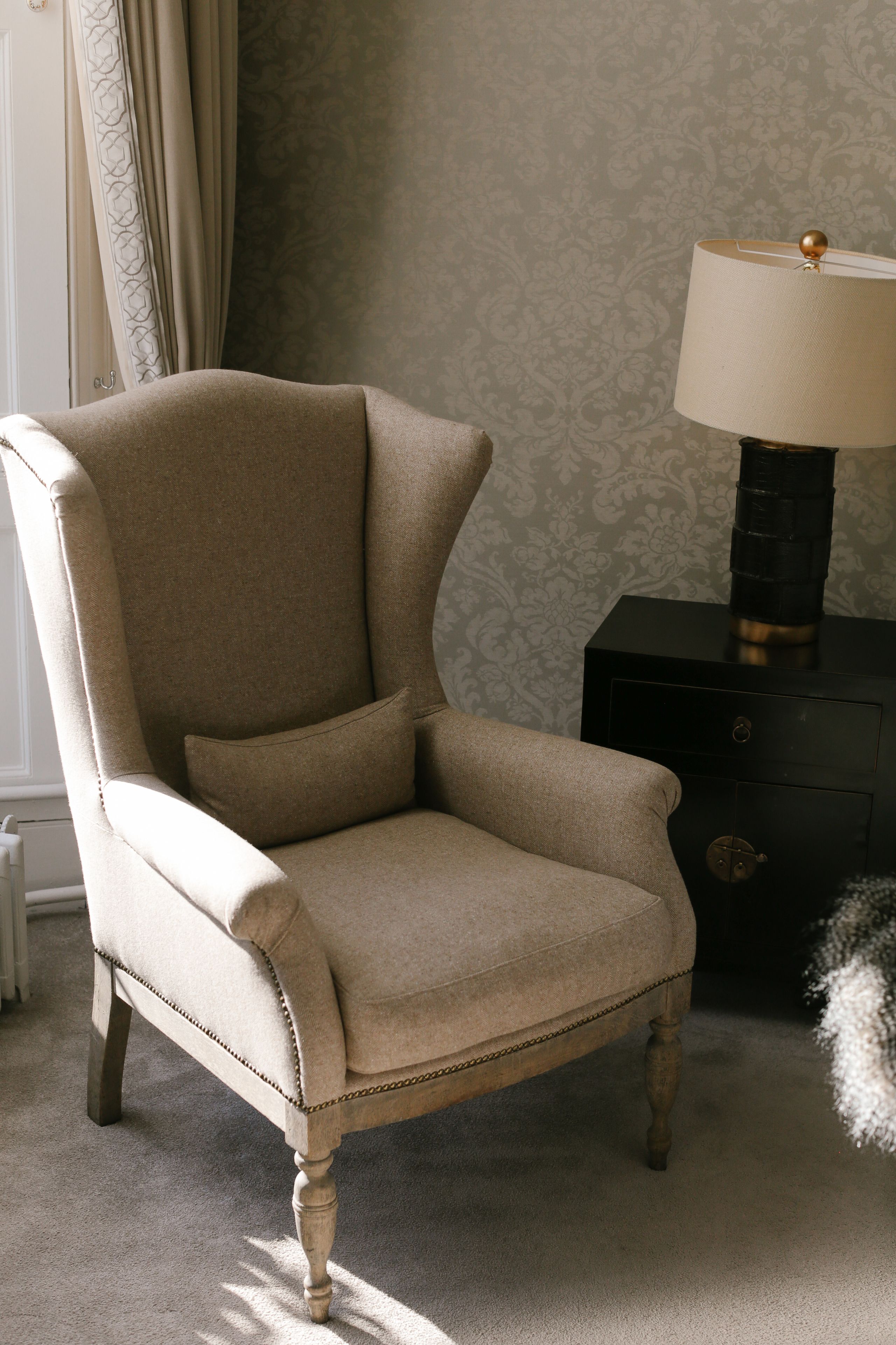 1 bedroom, egyptian cotton sheets, premium bedding, select comfort beds