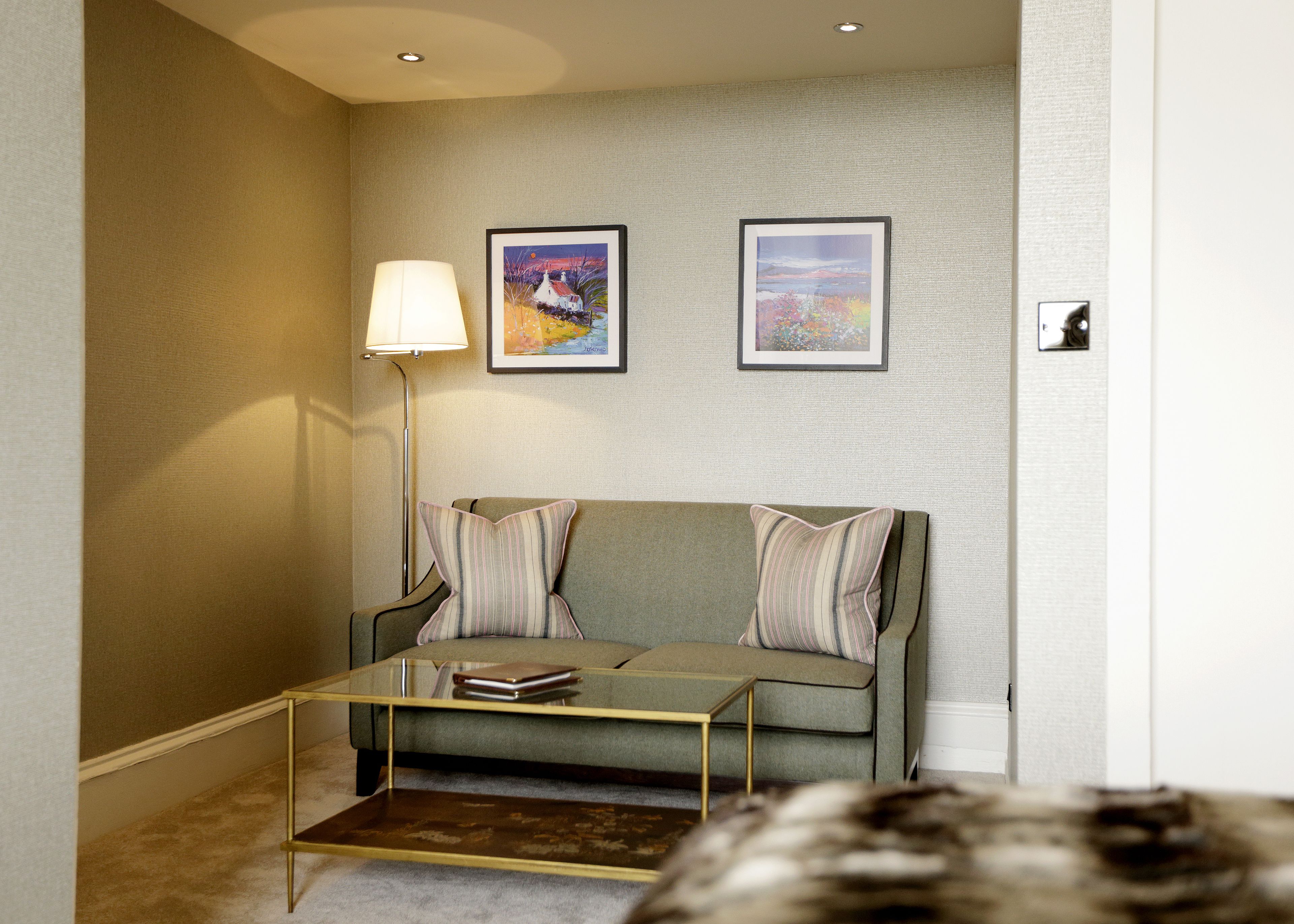 townhouse grand | 1 bedroom, egyptian cotton sheets, premium bedding, select comfort beds