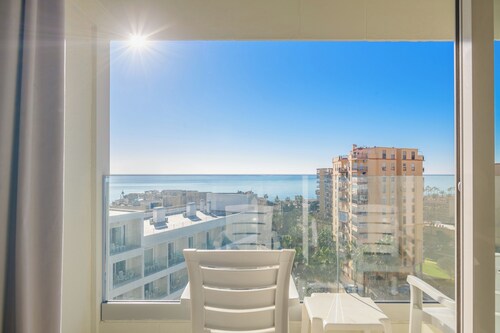 Hotel Parasol by Dorobe