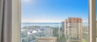 Hotel Parasol by Dorobe