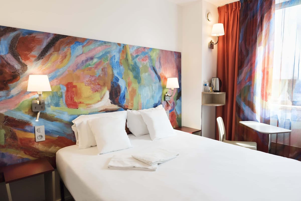 Comfort Double Room | 1 Schlafzimmer, Schreibtisch, Bügeleisen/Bügelbrett, kostenloses WLAN