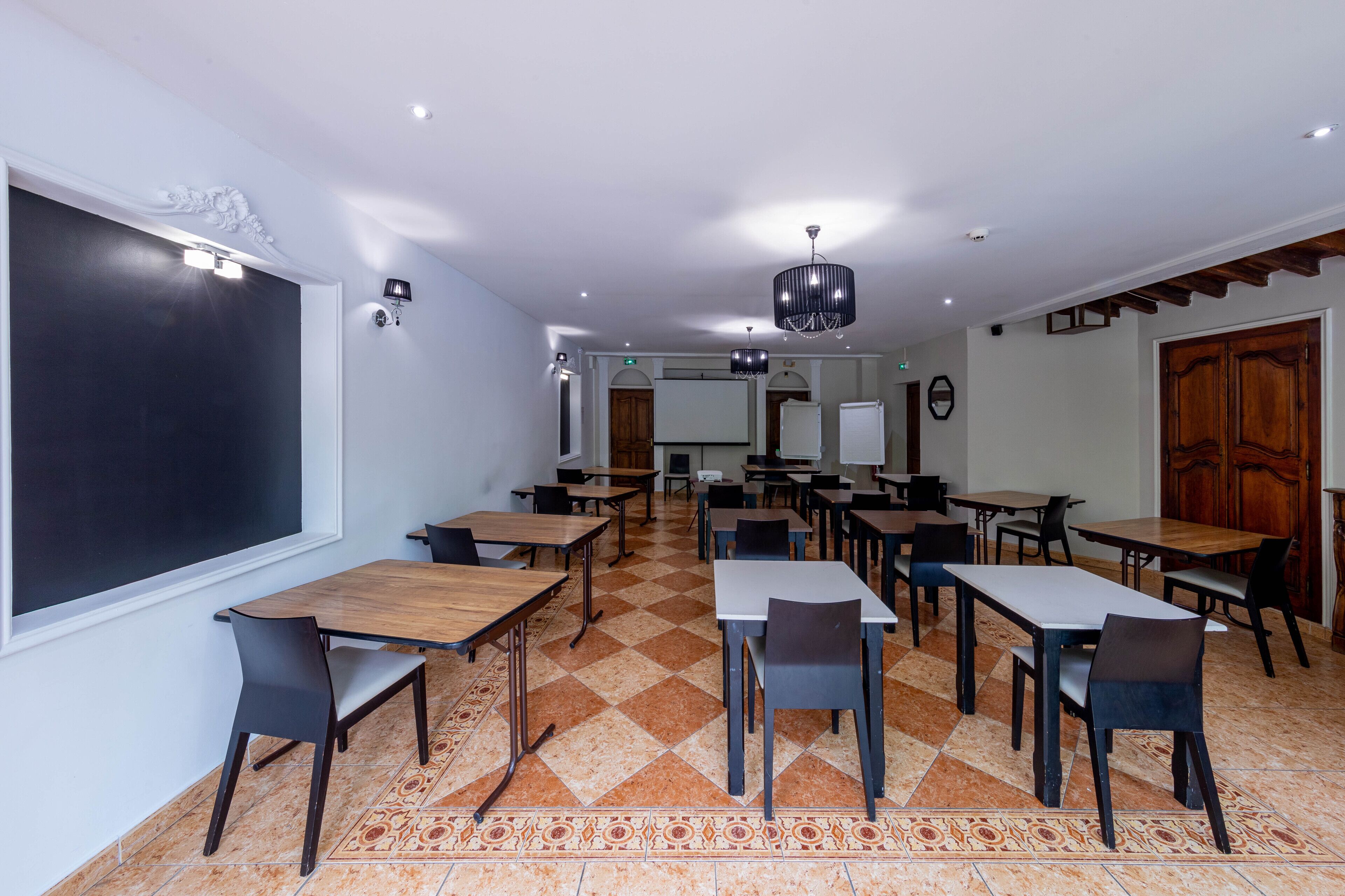 Foto - Logis Hotel Noemys pont de l'Etoile