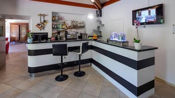 Bar (en la propiedad)