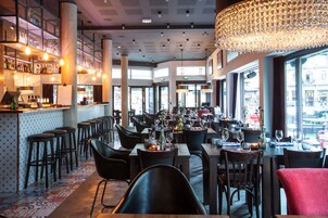 Bar (en la propiedad)