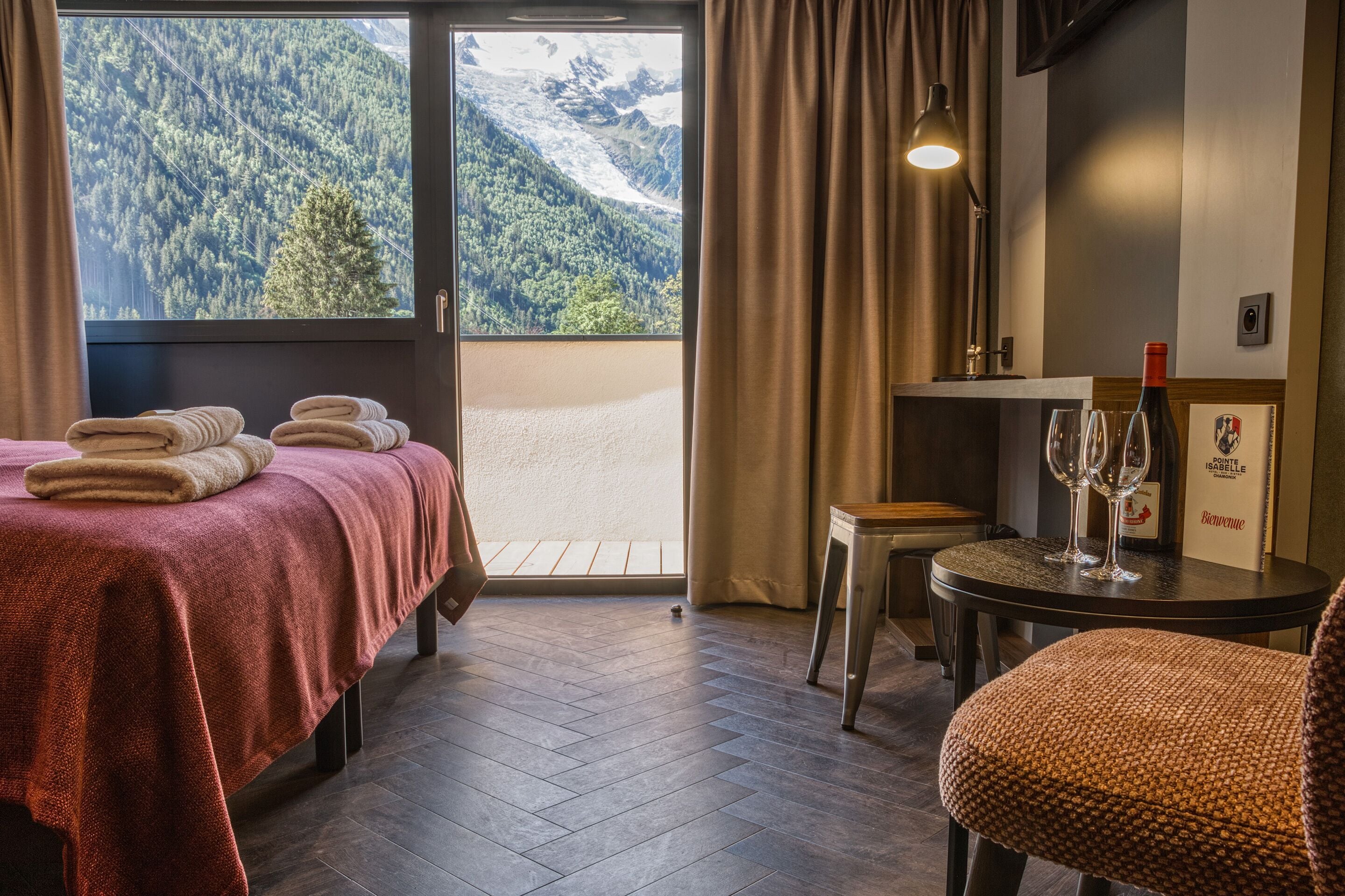 Chambre Double ou twin - Summit Supérieure avec balcon et vue Mt.Blanc | Salle de séjour