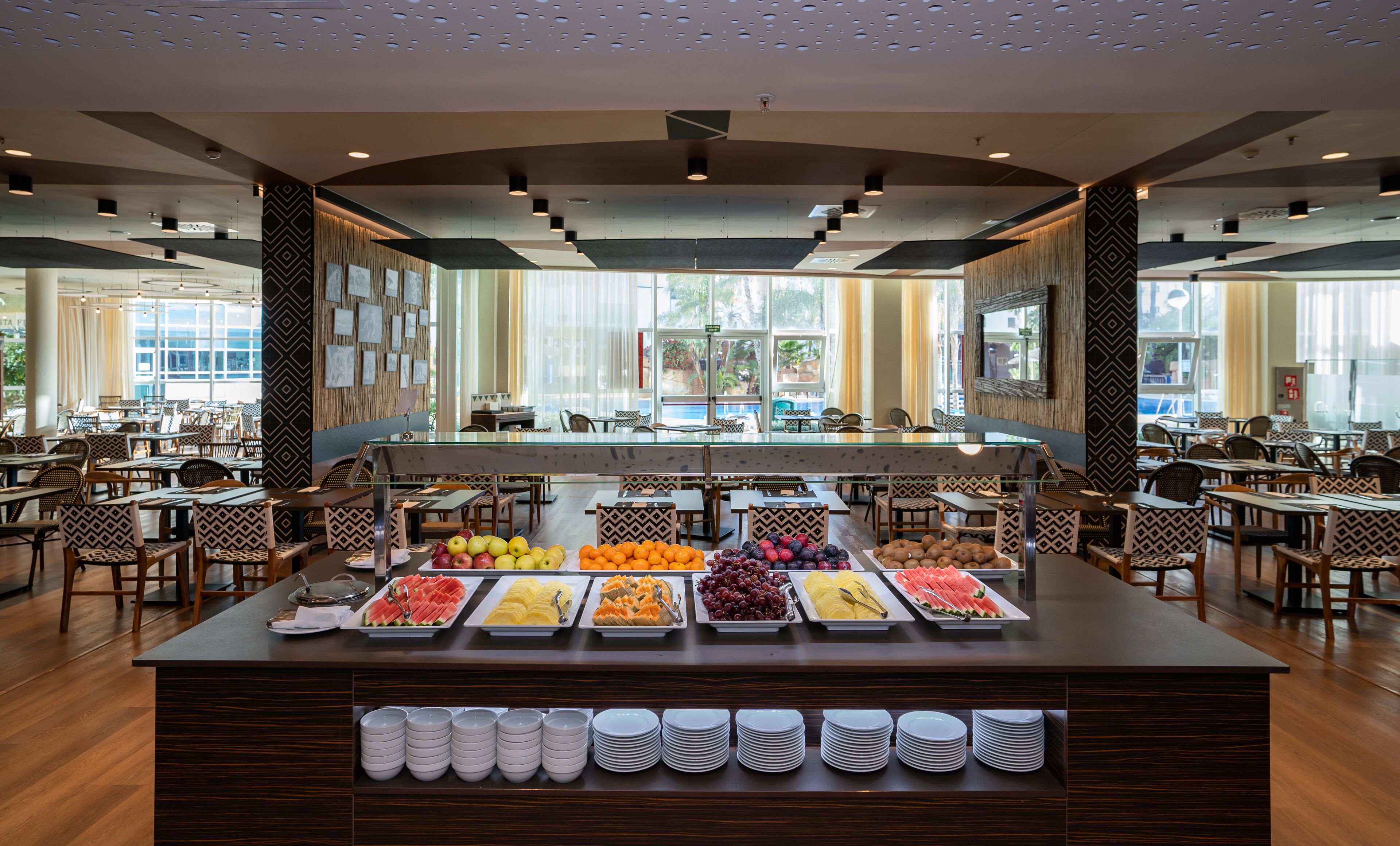 Se sirven desayunos, comidas, cenas y cocina internacional 