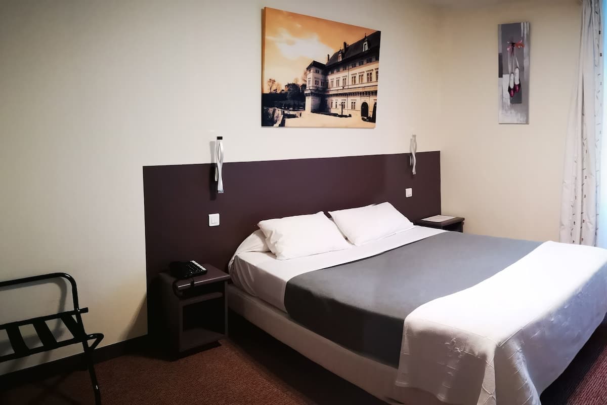 Doppia Standard (Shower) | Una scrivania, Wi-Fi gratuito, lenzuola, accesso in sedia a rotelle