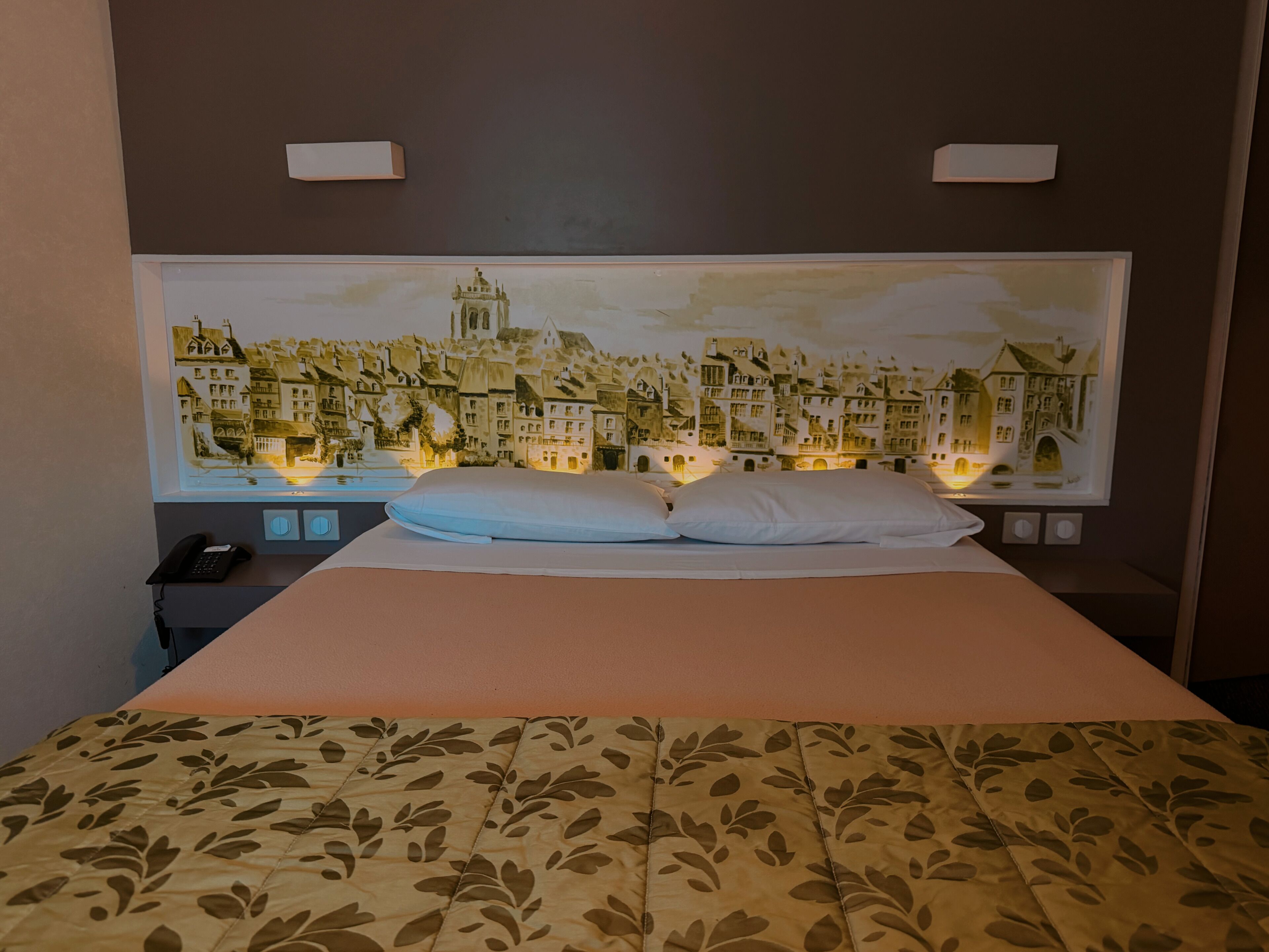 Desk, free WiFi, bed sheets, wheelchair access