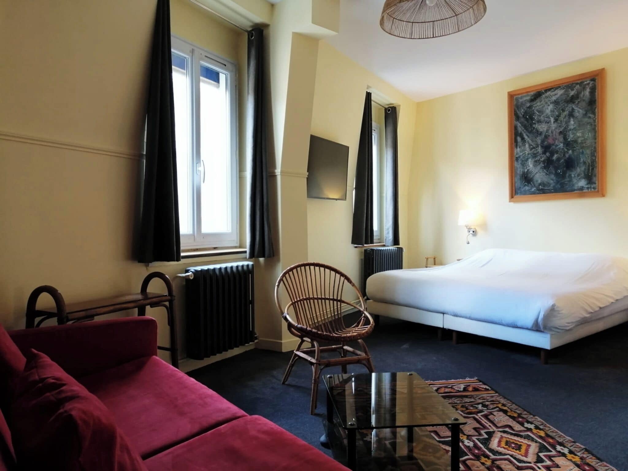 family room | 1 bedroom, blackout curtains, iron/ironing board, travel cot