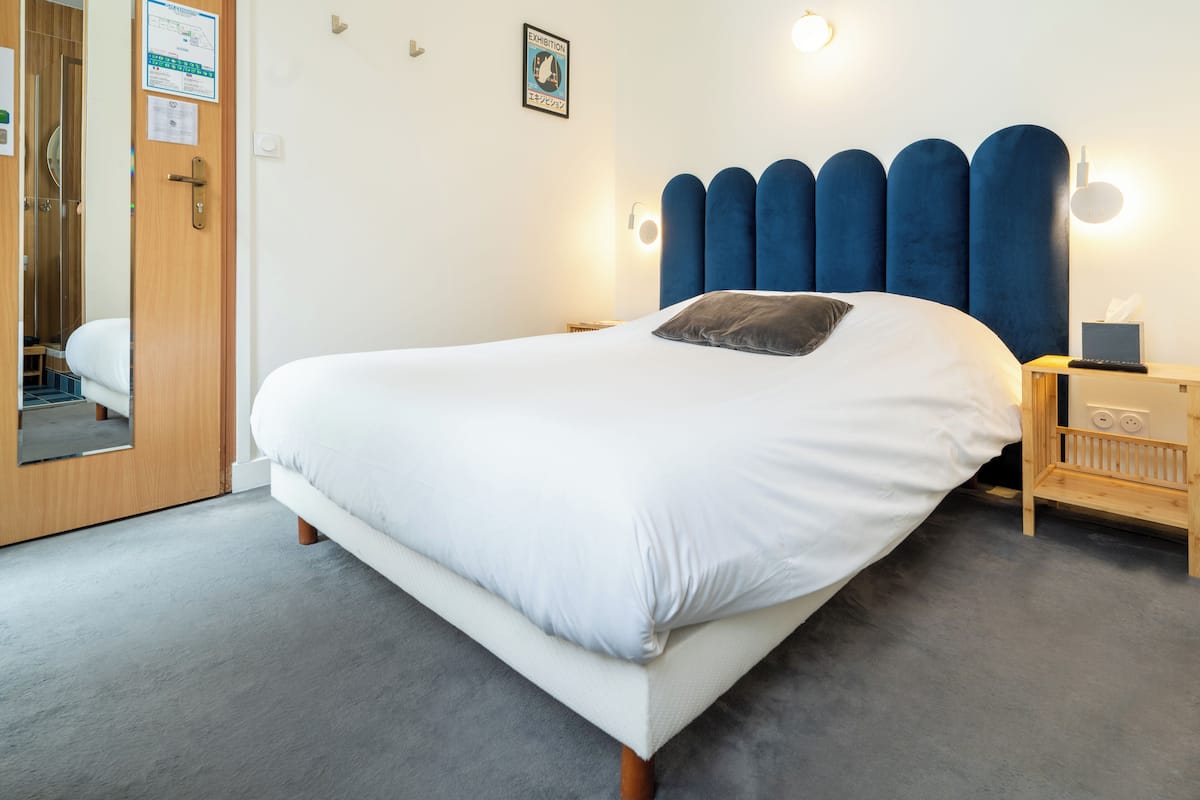 Blackout curtains, iron/ironing board, free WiFi, bed sheets