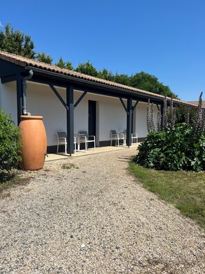 Property grounds - Citôtel les Eleis (Saint-Martin-de-Fraigneau)