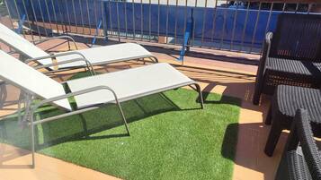 Family Studio Suite | Terrace/patio