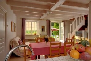 Duplex | Living area | Flat-screen TV - Ferme de Kereven (Clohars-Fouesnant)